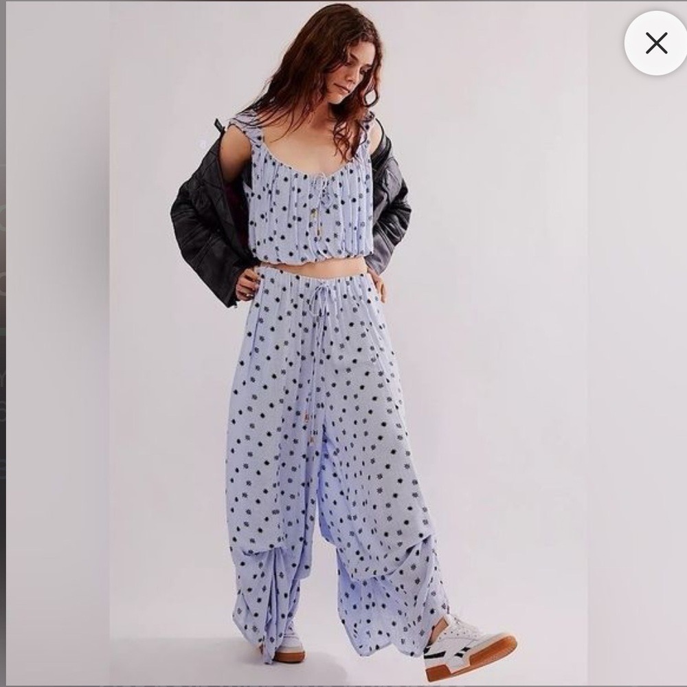 Free People This Love set Harem like billowy pants & crop top in blue sz Small